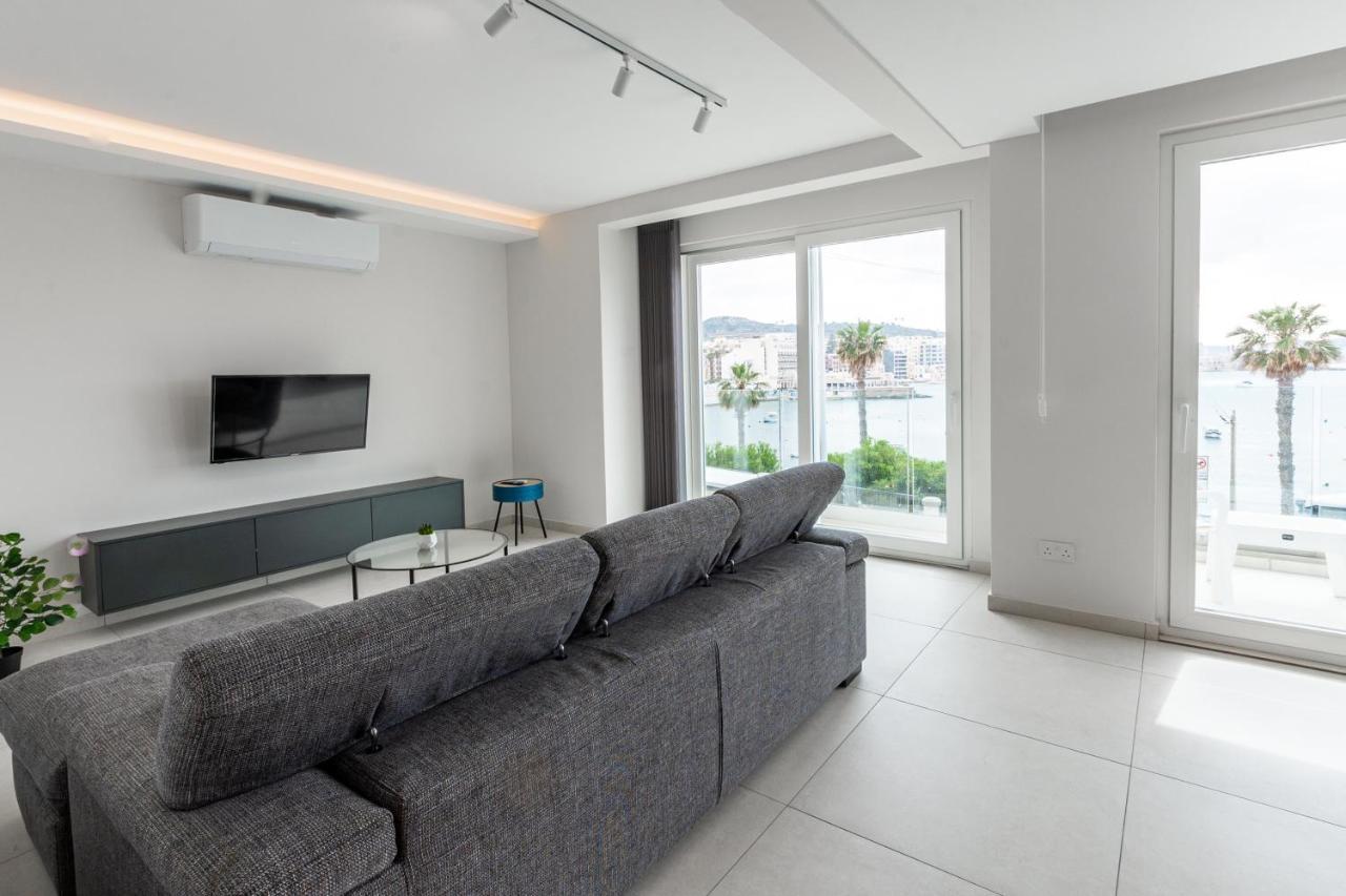 Seafront Luxury Apartment St. Paul's Bay Ngoại thất bức ảnh